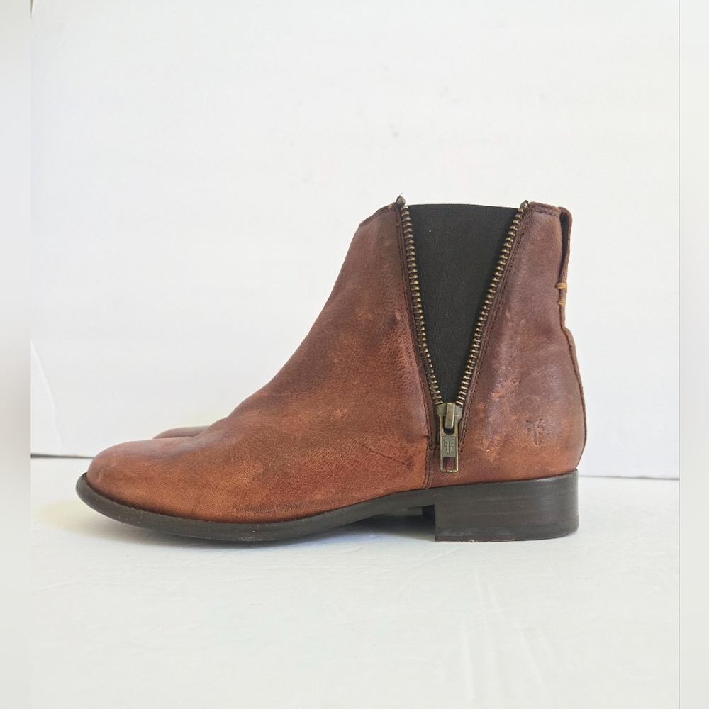 Frye Chelsea Leather Boots Camel Tan size 6 - Picture 5 of 13
